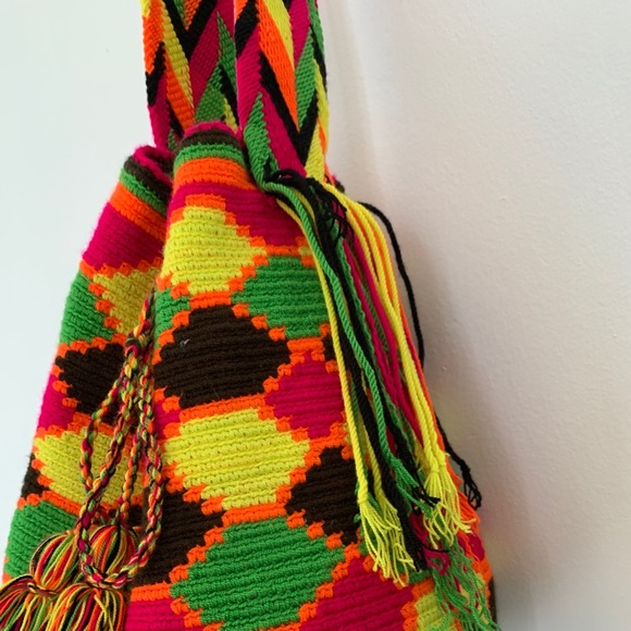 Wayuu Mochila Bag - Picture 3 of 3